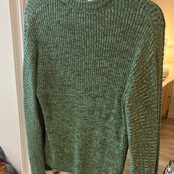 Urban Outfitters Green Crewneck Sweater - Picture 3 of 3